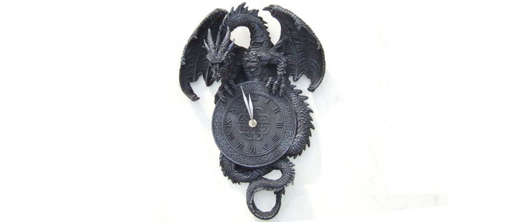 Wanduhr Drache 2 1