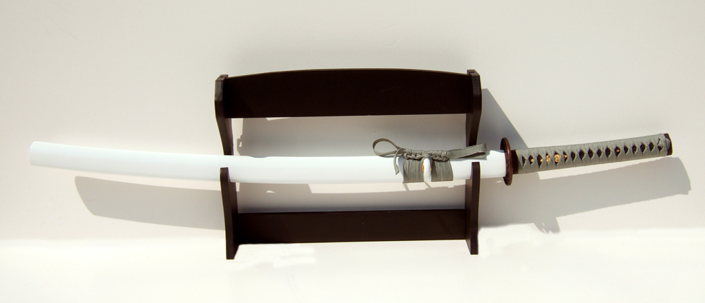 Samurai Katana \"Spirit\", handgefertigt mit Wandhalterung 1