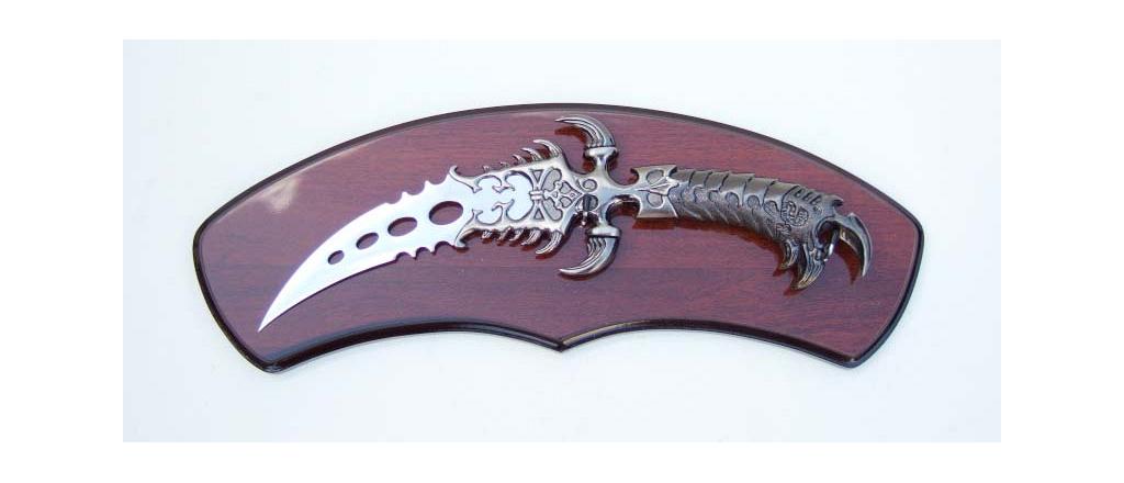 Scorpion dagger 1