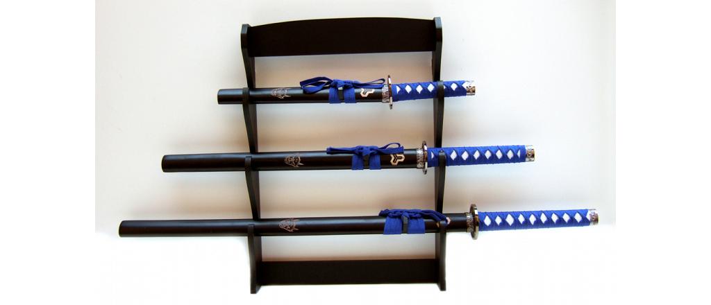 Samurai swords set, quartered \"Kill Bill\" with wallhanger 1