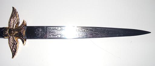 Lohengrin Dagger 3